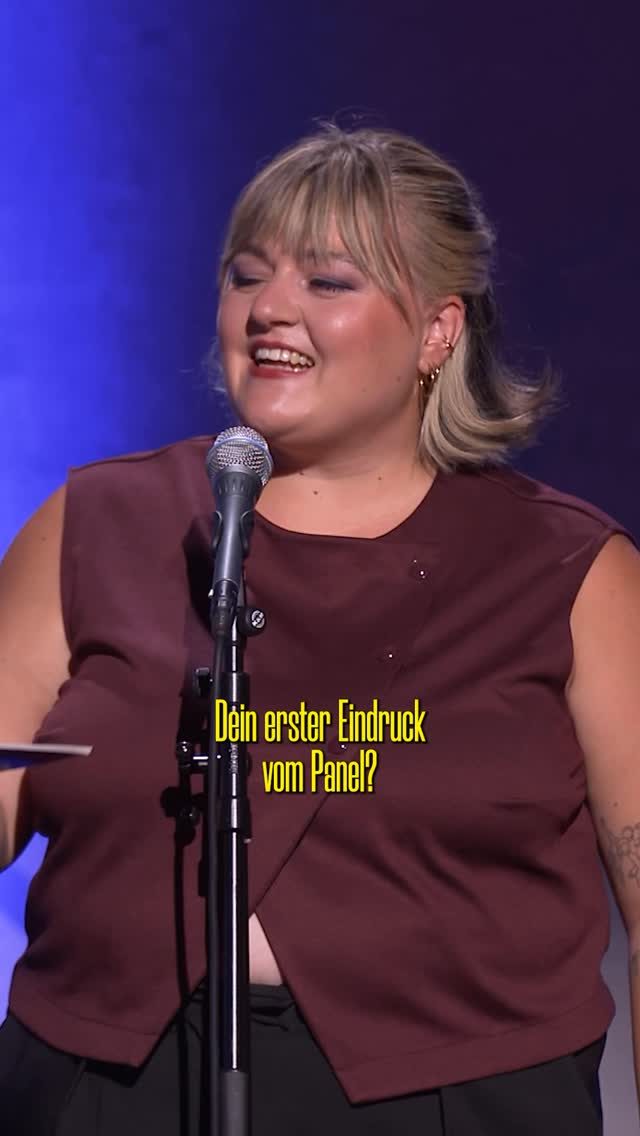 Beim Roast von @levipenell auch kurz gegen @standuprebecca geschossen…👹😜