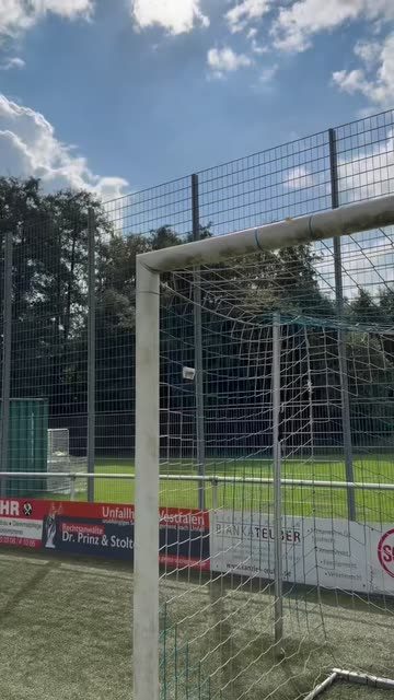POV: es ist 2014 und jemand hatNike Fußballschuhe mit Socken
